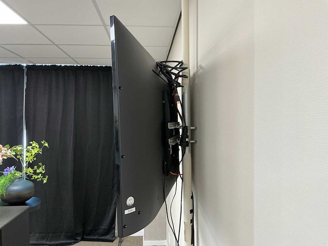 Lg 55us342h0zc 55” televisie - afbeelding 2 van  4