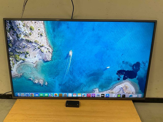 Lg (60ly330c) 60”, 1920x1080 (fhd) lcd monitor - afbeelding 1 van  6