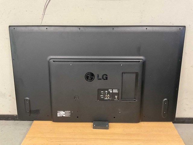 Lg (60ly330c) 60”, 1920x1080 (fhd) lcd monitor - afbeelding 4 van  6