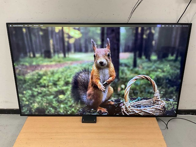 Lg (65uh5c) 65”, 3840x2160 (uhd) ips monitor - afbeelding 1 van  6