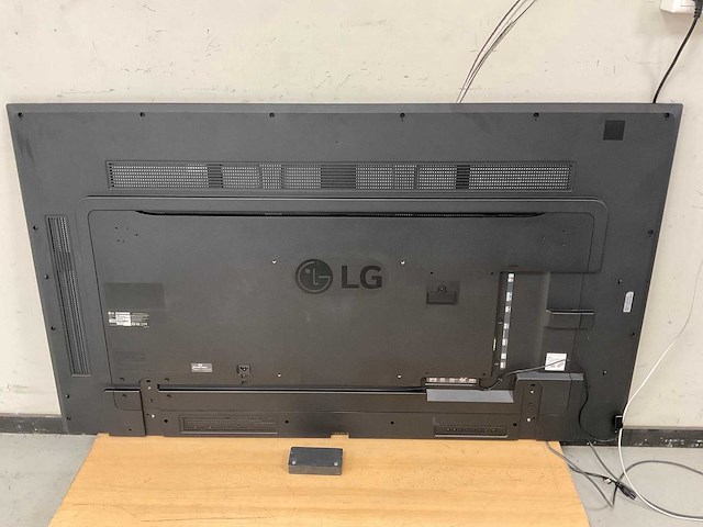 Lg (65uh5c) 65”, 3840x2160 (uhd) ips monitor - afbeelding 4 van  6