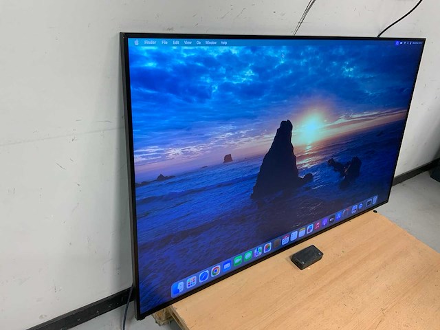 Lg (65uh5f-h) 65”, 3840x2160 (uhd) ips monitor - afbeelding 2 van  6