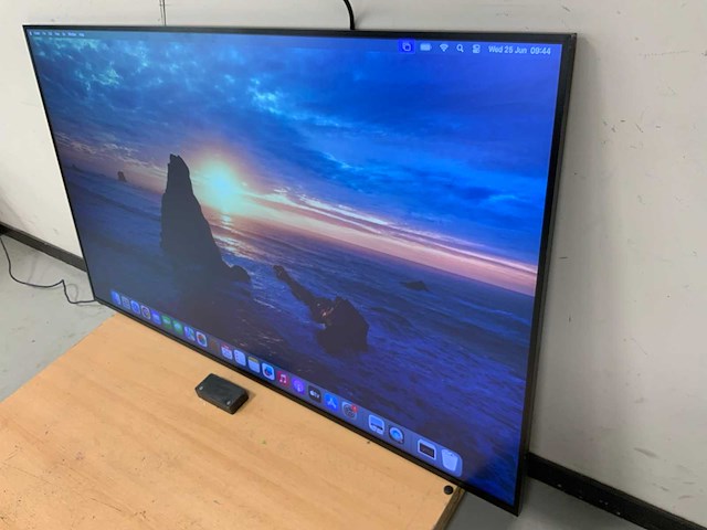 Lg (65uh5f-h) 65”, 3840x2160 (uhd) ips monitor - afbeelding 3 van  6