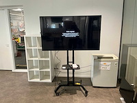 Lg 65ul3j 65” televisie op standaard - afbeelding 2 van  5