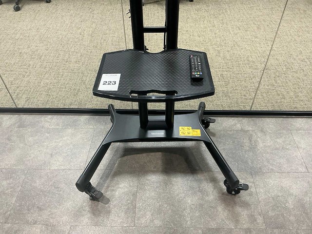 Lg 65ul3j-e 65” display signage op verrijdbare standaard - afbeelding 3 van  6