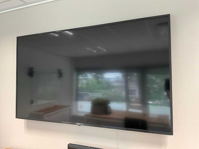 Lg 70ut640s0za televisie - afbeelding 1 van  3
