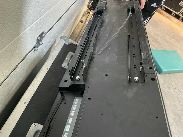 Lg 86bhf monitor - afbeelding 4 van  5