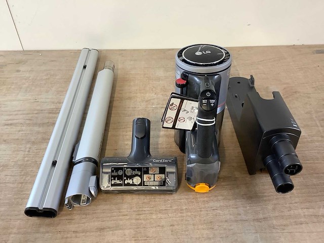 Lg a9k steelstofzuiger - afbeelding 1 van  10