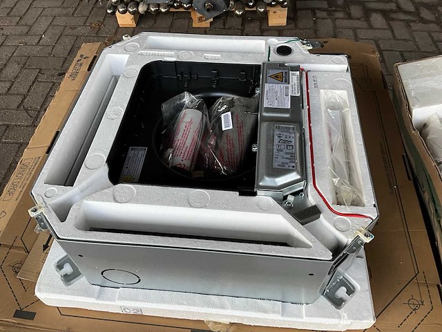 Lg ct12f plafond cassette airconditioning - afbeelding 2 van  5