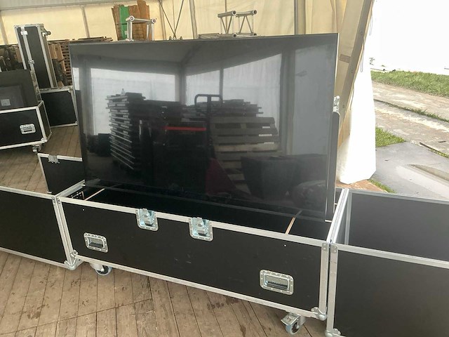 Lg display 65" (2x) - afbeelding 4 van  5