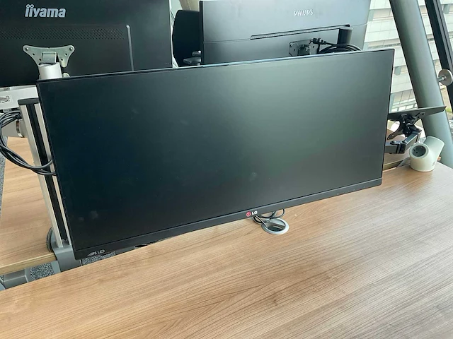 Lg flatron 29” monitor (2x) - afbeelding 1 van  1