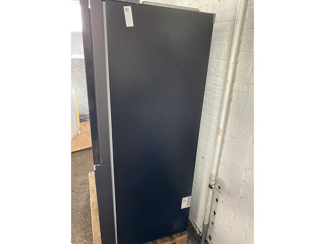 Lg gsxe91evad amerikaanse koelkast zwart (blacksteel) waterreservoir 628l - afbeelding 2 van  10