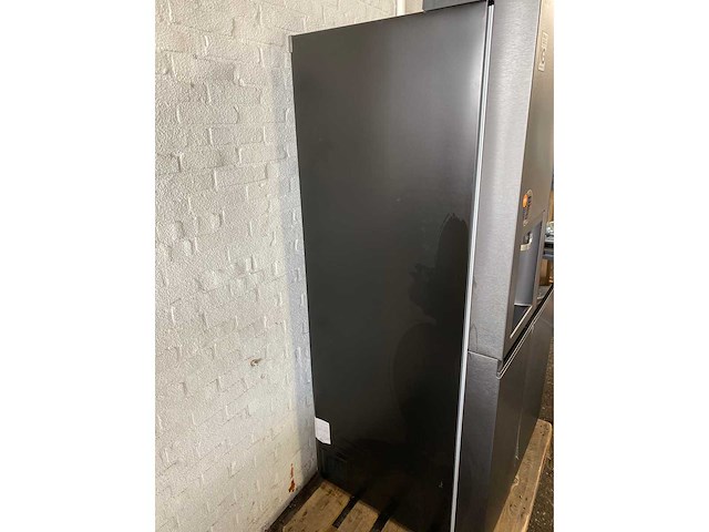 Lg gsxe91evad amerikaanse koelkast zwart (blacksteel) waterreservoir 628l - afbeelding 7 van  10
