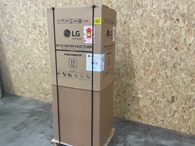 Lg hn1616y.nb1 warmtepomp l/w therma-v binnendeel hydrosplit tower iwt 200ltr. incl. bedrade bediening - afbeelding 7 van  12