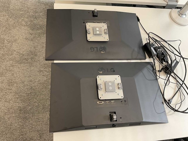 Lg, humanscale 24mk600m monitor (2x) - afbeelding 18 van  18