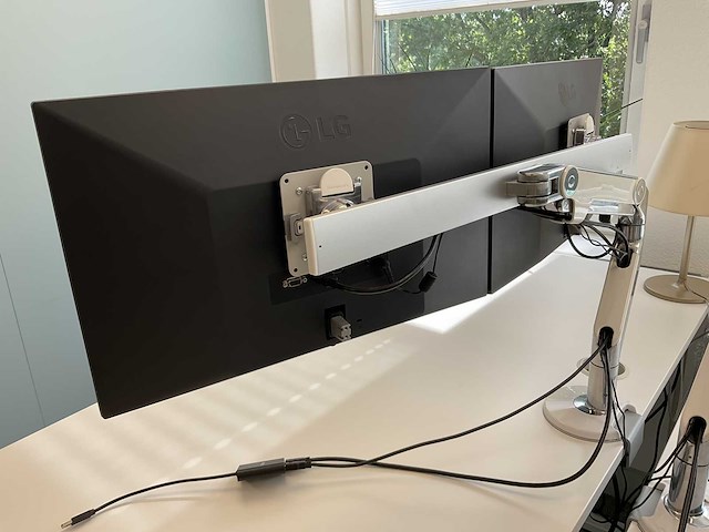 Lg, humanscale 24mk600m monitor (2x) - afbeelding 8 van  18