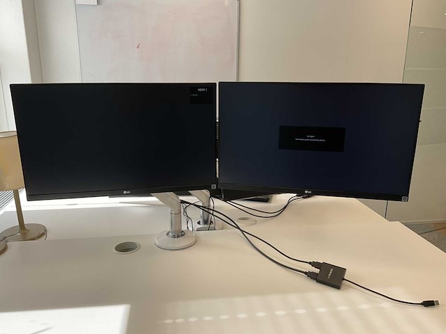 Lg, humanscale 24mk600m monitor (2x) - afbeelding 16 van  18