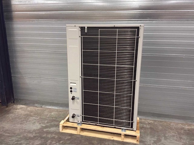 Lg hydro-split warmtepomp buitendeel 12 kw - afbeelding 4 van  22