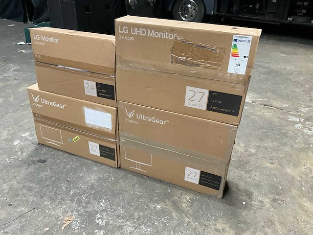 Lg monitor (4x) - afbeelding 1 van  25