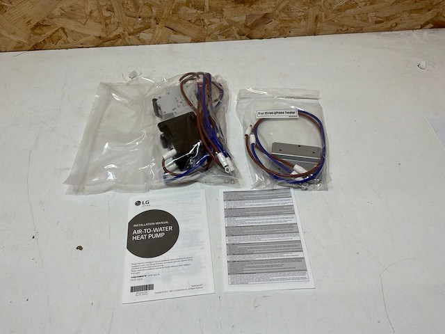Lg therma v waterreservoir kit split 3-fase - phltc - afbeelding 13 van  13