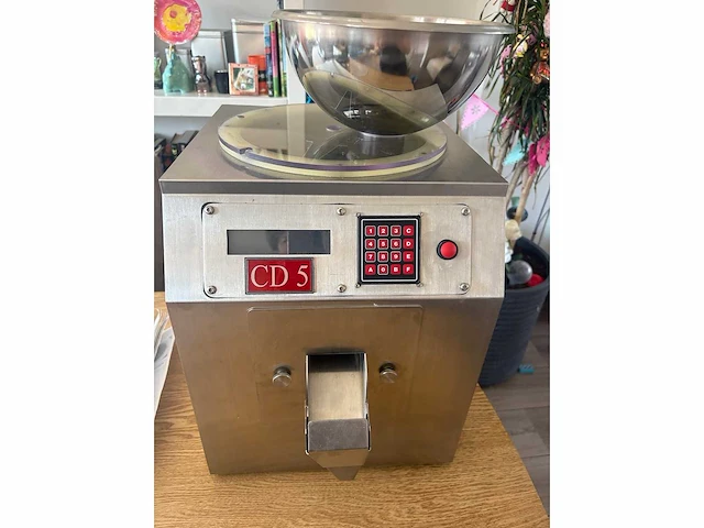 Lga - cd5 - programmeerbare capsule-/tablettentelmachine met toebehoren - afbeelding 1 van  4