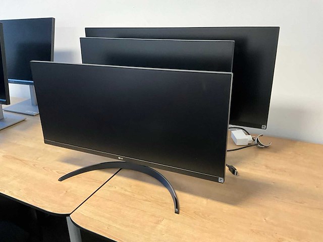 Lg/aoc monitor (3x) - afbeelding 1 van  10