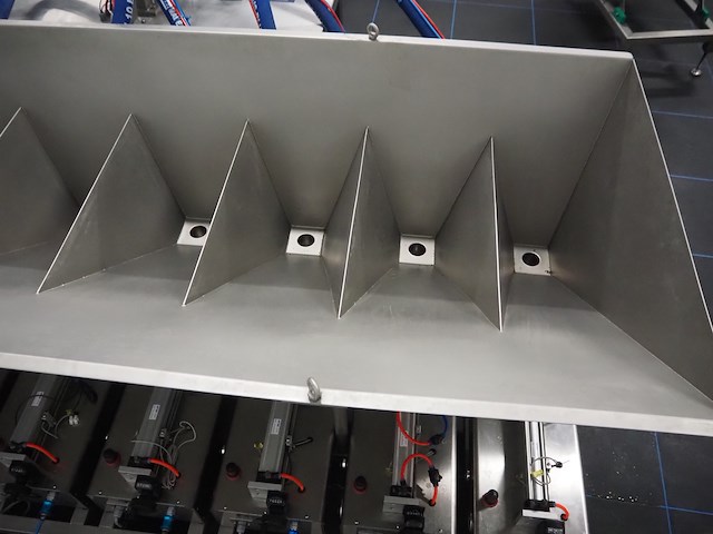 Lh packaging bv - afbeelding 11 van  15