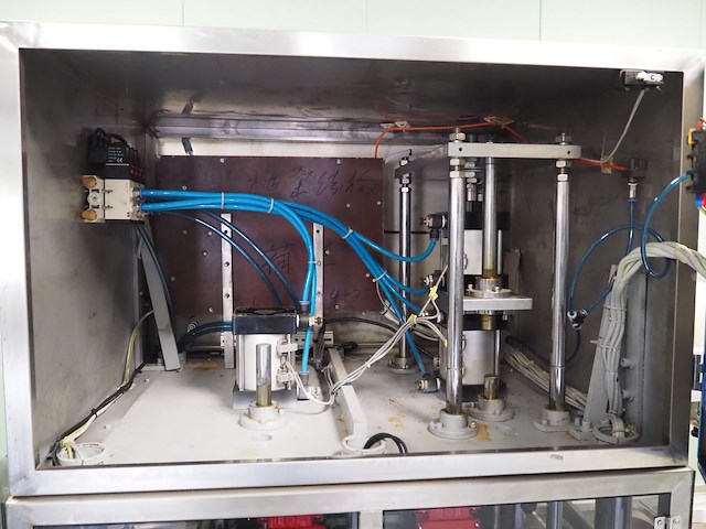 Lh packaging bv - afbeelding 9 van  28