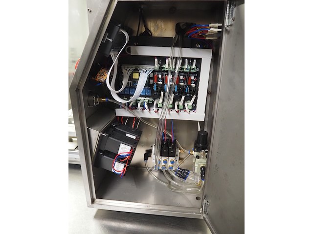 Lh packaging bv - afbeelding 10 van  10