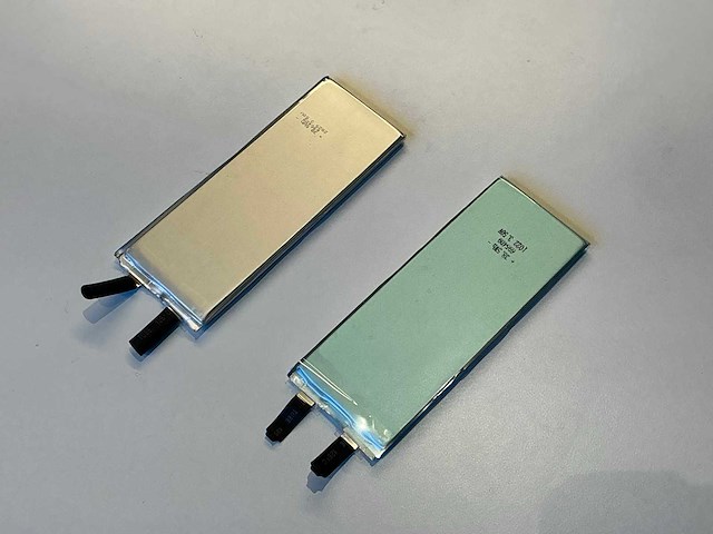 Li-po accu 3,5 volt 38,5wh (200x) - afbeelding 1 van  5