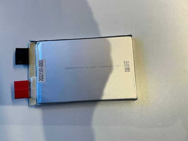 Li-po accu 3,85volt 12000mah - afbeelding 2 van  3