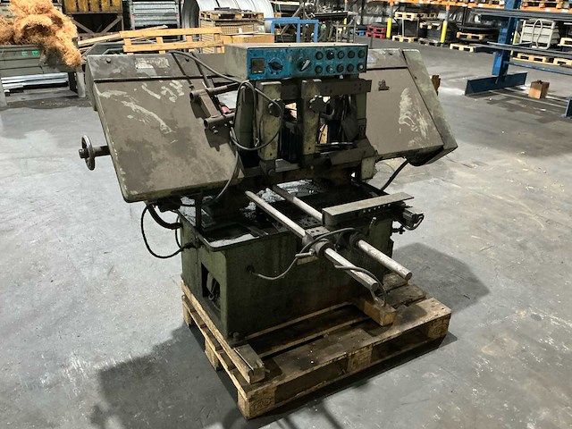 Lian feng horizontale lintzaagmachine - afbeelding 1 van  12