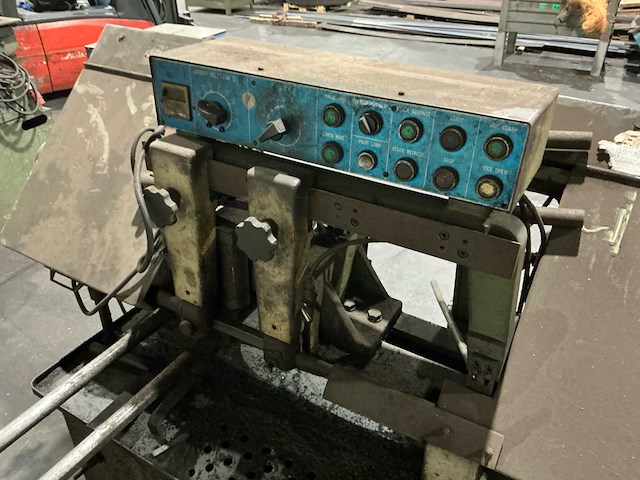 Lian feng horizontale lintzaagmachine - afbeelding 12 van  12