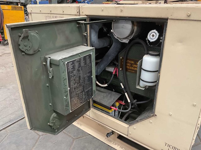 Libby corp mep-802a stroomgenerator - afbeelding 12 van  15