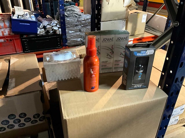 Lichaamsverzorging producten - afbeelding 2 van  5