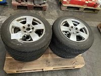Lichmetalen velg met band (4x) - afbeelding 1 van  11