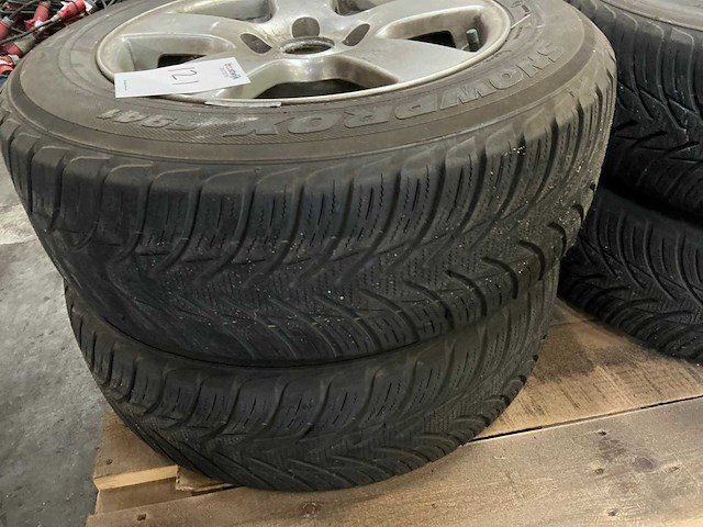 Lichmetalen velg met band (4x) - afbeelding 5 van  11