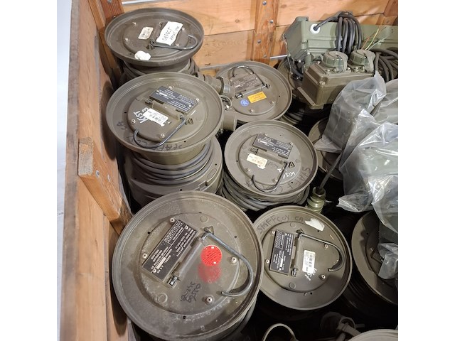 Lichtarmaturen en verdeeldozen, verolme elektra, o.a. mx6773 - afbeelding 7 van  7