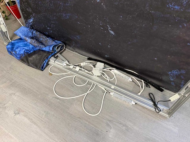Lichtbak met doek (2x) - afbeelding 2 van  4