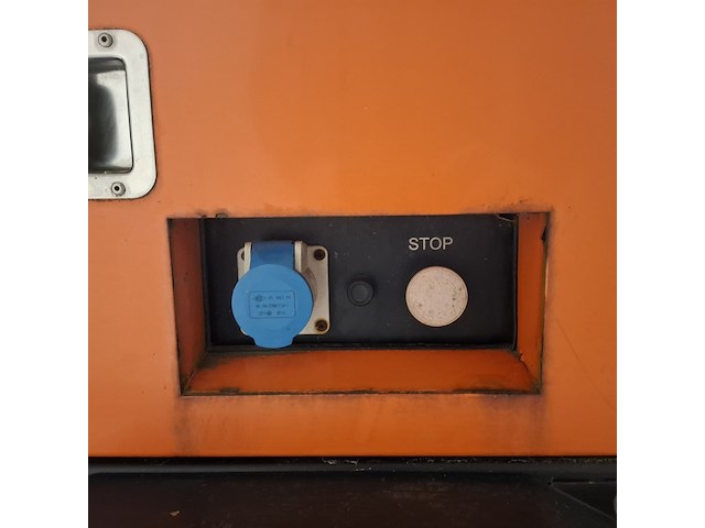 Lichtmast aggregaat, tower light, vb9, oranje, 2014 - afbeelding 11 van  40