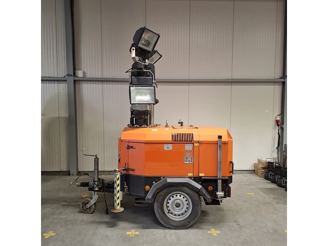 Lichtmast aggregaat, tower light, vb9, oranje, 2014 - afbeelding 1 van  40