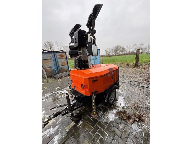 Lichtmast aggregaat, tower light, vb9, oranje, 2014 - afbeelding 35 van  40