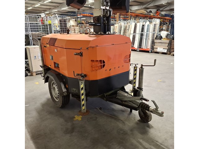 Lichtmast aggregaat, tower light, vb9, oranje, 2014 - afbeelding 36 van  40