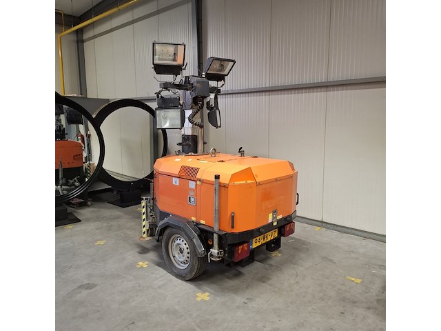 Lichtmast aggregaat, tower light, vb9, oranje, 2014 - afbeelding 39 van  40