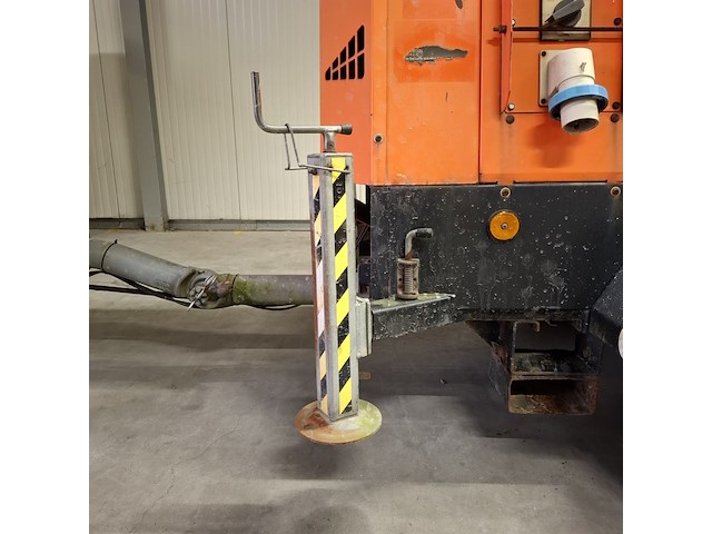 Lichtmast aggregaat, tower light, vt1, oranje, 2010 - afbeelding 26 van  38