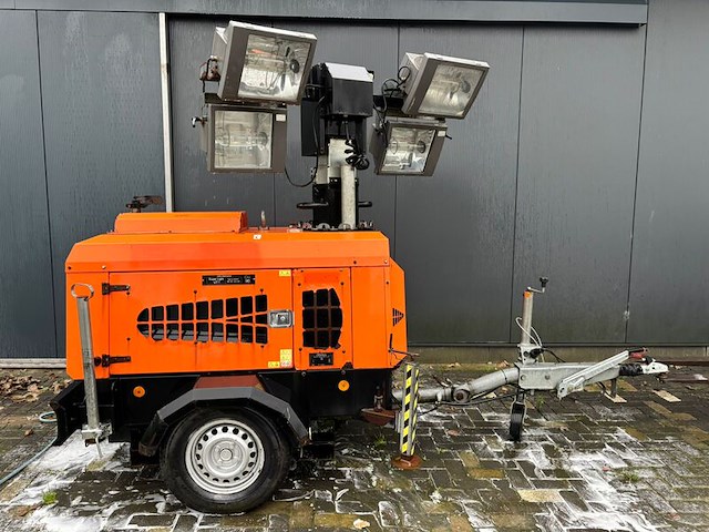 Lichtmast aggregaat, tower light, vt1, oranje, 2010 - afbeelding 27 van  38