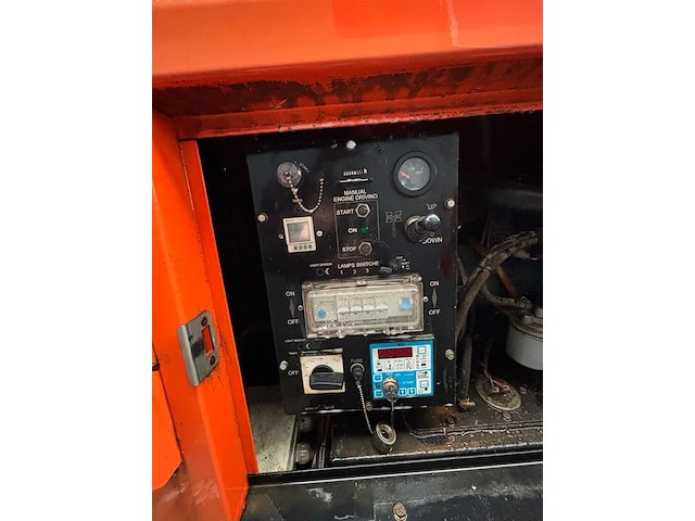 Lichtmast aggregaat, tower light, vt1, oranje, 2010 - afbeelding 29 van  38