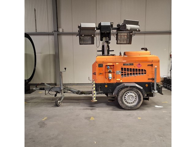 Lichtmast aggregaat tower light, vt1, oranje, 2010 - afbeelding 1 van  38