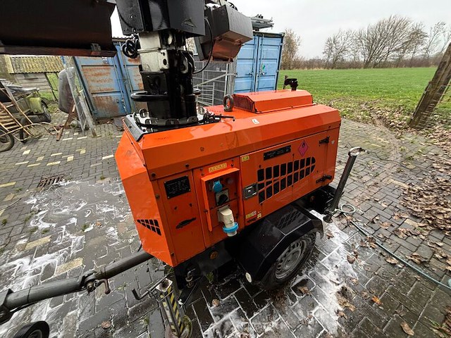 Lichtmast aggregaat tower light, vt1, oranje, 2010 - afbeelding 32 van  38