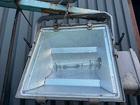 Lichtmast met 4 lampen - afbeelding 15 van  17